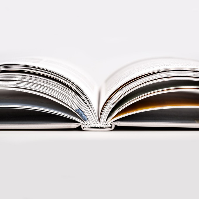 Tektura grzbietowa (grzbietówka) do oprawy twardej